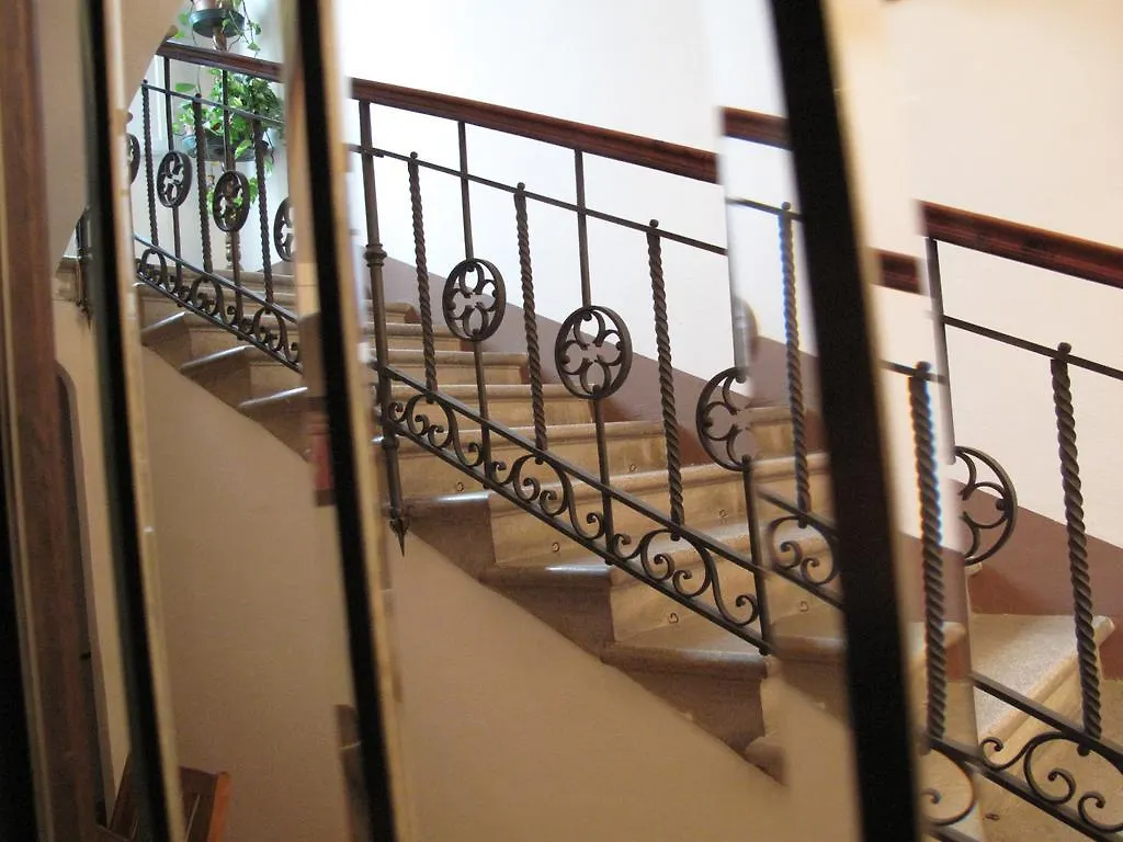 Alojamento de Acomodação e Pequeno-almoço La Chicca B&B Siena